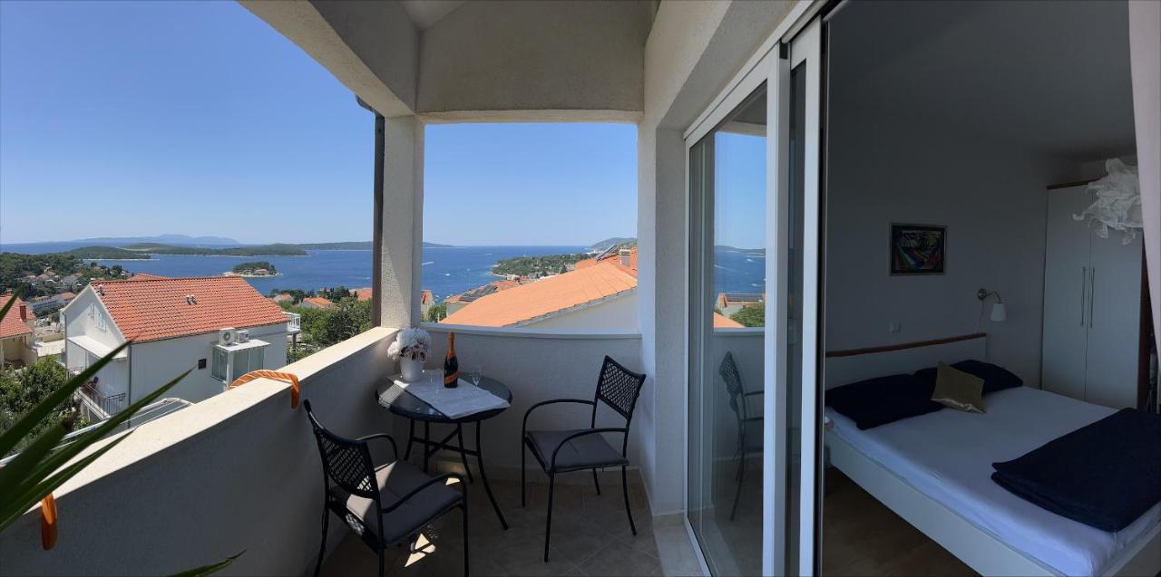 La Fee Studio Apartment Hvar Town Exterior photo